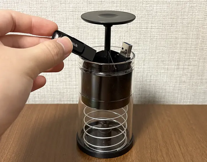 綿棒ケースの画像