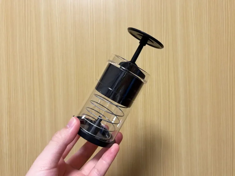 綿棒ケース（プッシュ式）の画像