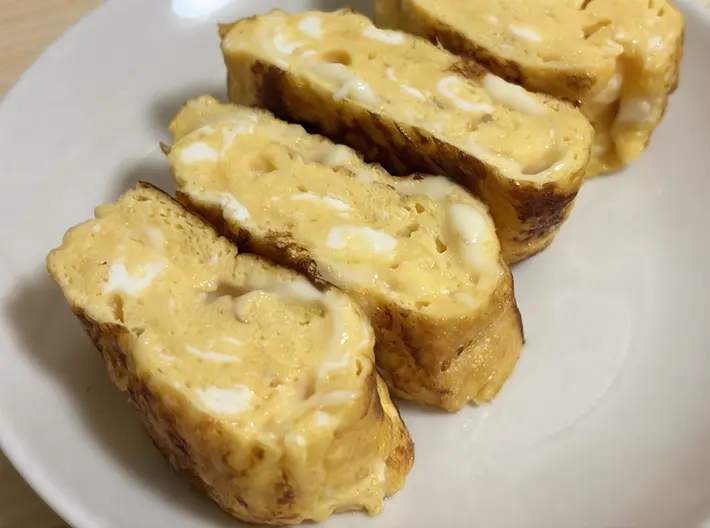 焼き上がった玉子焼きの写真（撮影：grapeフード編集部）