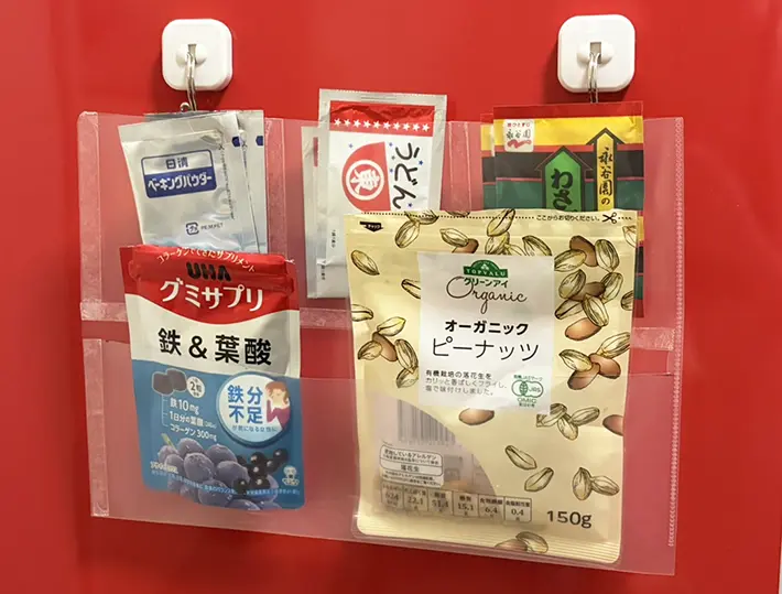 調味料を入れる写真（撮影：grapeライフハック編集部）