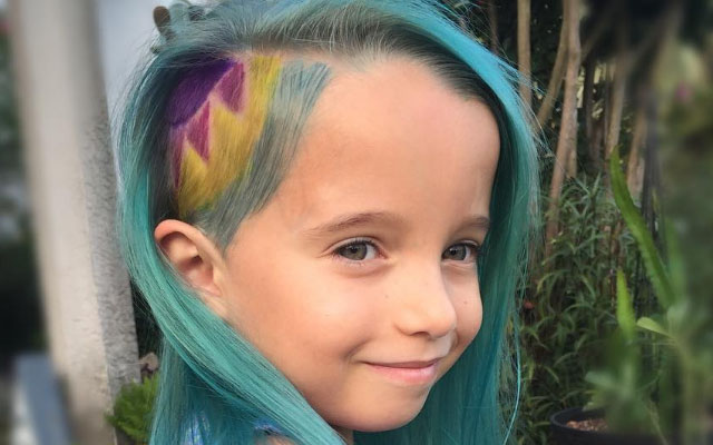 娘のヘアスタイルを公開 子どもは人形じゃない と批判の嵐 母のとった行動は Grape グレイプ