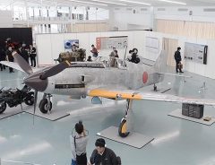 現存するのはたったの一機！ 旧陸軍の戦闘機『飛燕』を川崎重工が復元　ファンがしみじみ