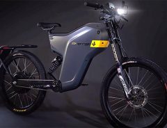 『ペダル付き電動バイク』がとってもスタイリッシュ　1回の充電で240キロも走行可能！