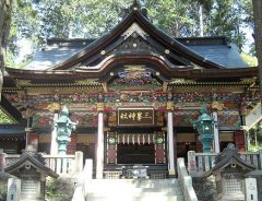 三峯神社の『純白のお守り』がすごいらしい　ご利益を求める人が殺到中！