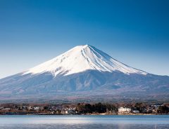富士登山中の海兵隊員が、日本人女性を救助　「さすが！」と称賛の声