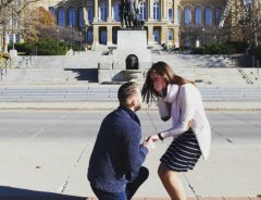 カップルのプロポーズ写真　写っていた驚くべきものは？　まさに愛の奇跡