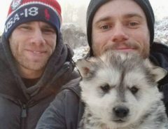 「あまりにも残酷」　韓国で食肉用の犬たちをアメリカのスキー選手が救う