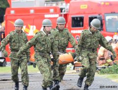 九州の記録的豪雨で活動する自衛隊員に「ありがとう」の声　手際のよさに驚かされる