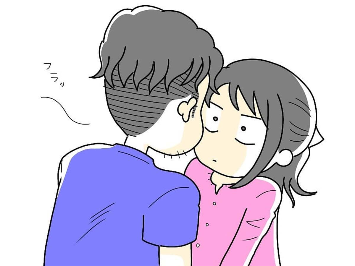 満員 電車 キス