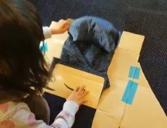 「すごすぎ」「天才現る」　小３の娘が段ボール箱で作った『家事アイテム』が話題