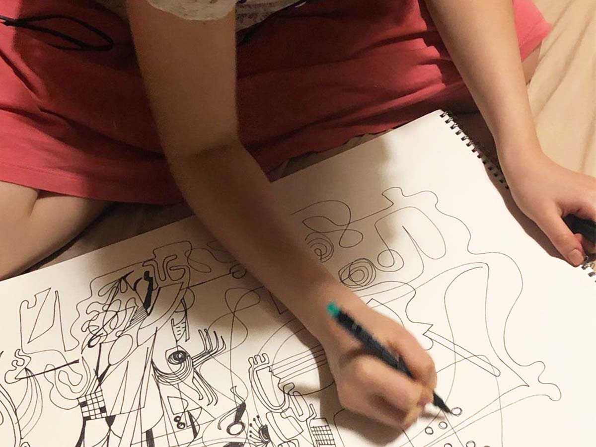 ストレス発散 に絵を描く娘 １９万人の心揺さぶった作品をご覧ください Grape グレイプ