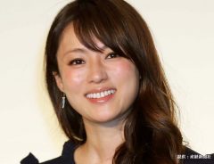 深田恭子が『あの俳優』とサンタコス　写真に「最高！」「美人すぎる」