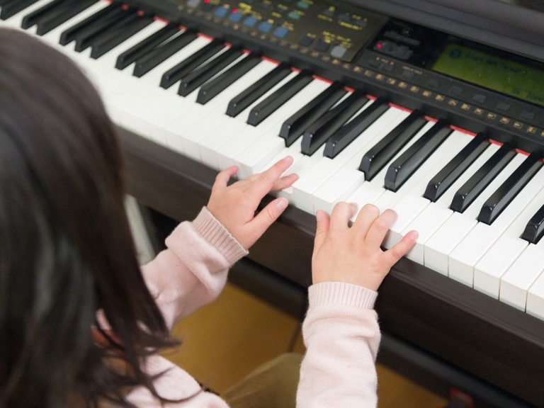 学校のチャイムを小学生がアレンジしたら 衝撃の演奏がこちら 1 Grape グレイプ