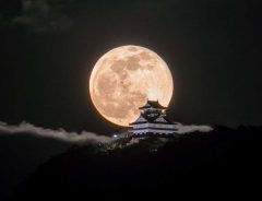 ２０２０年最初の満月の日　圧巻の光景をとらえた３枚に息をのむ