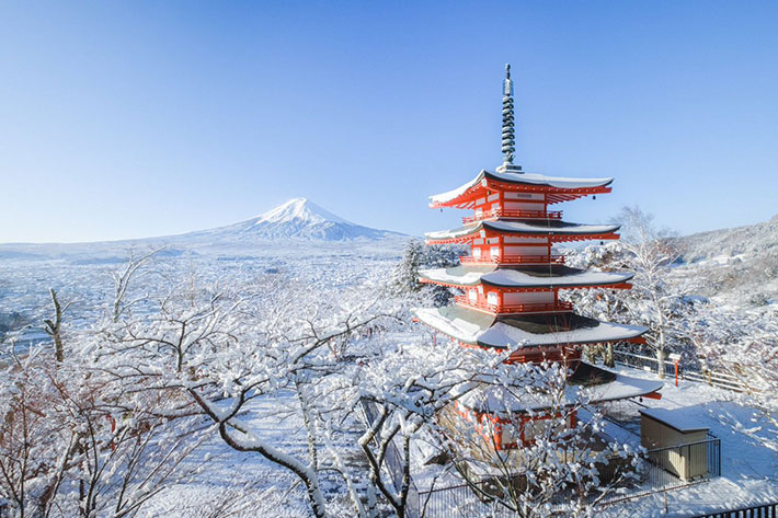 これぞ日本が誇る景色 ５万人の心が奪われた富士山の雪景色 全２枚 Grape グレイプ