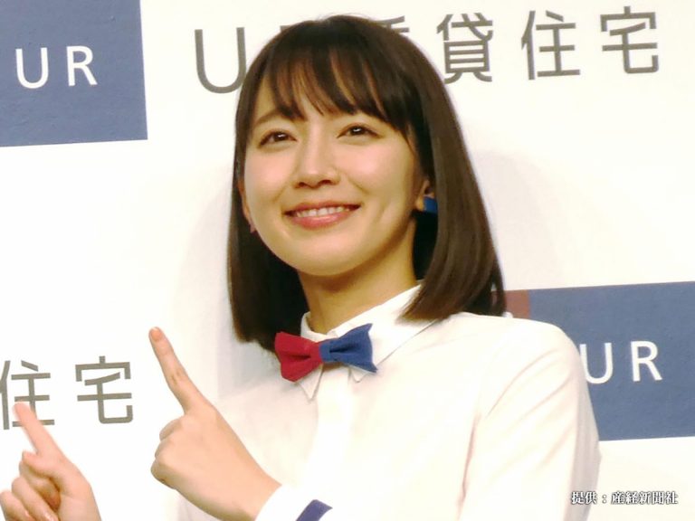 吉岡里帆の大正ロマンあふれる着物姿に キュン マネージャーも 大変お似合いです と太鼓判 Grape グレイプ
