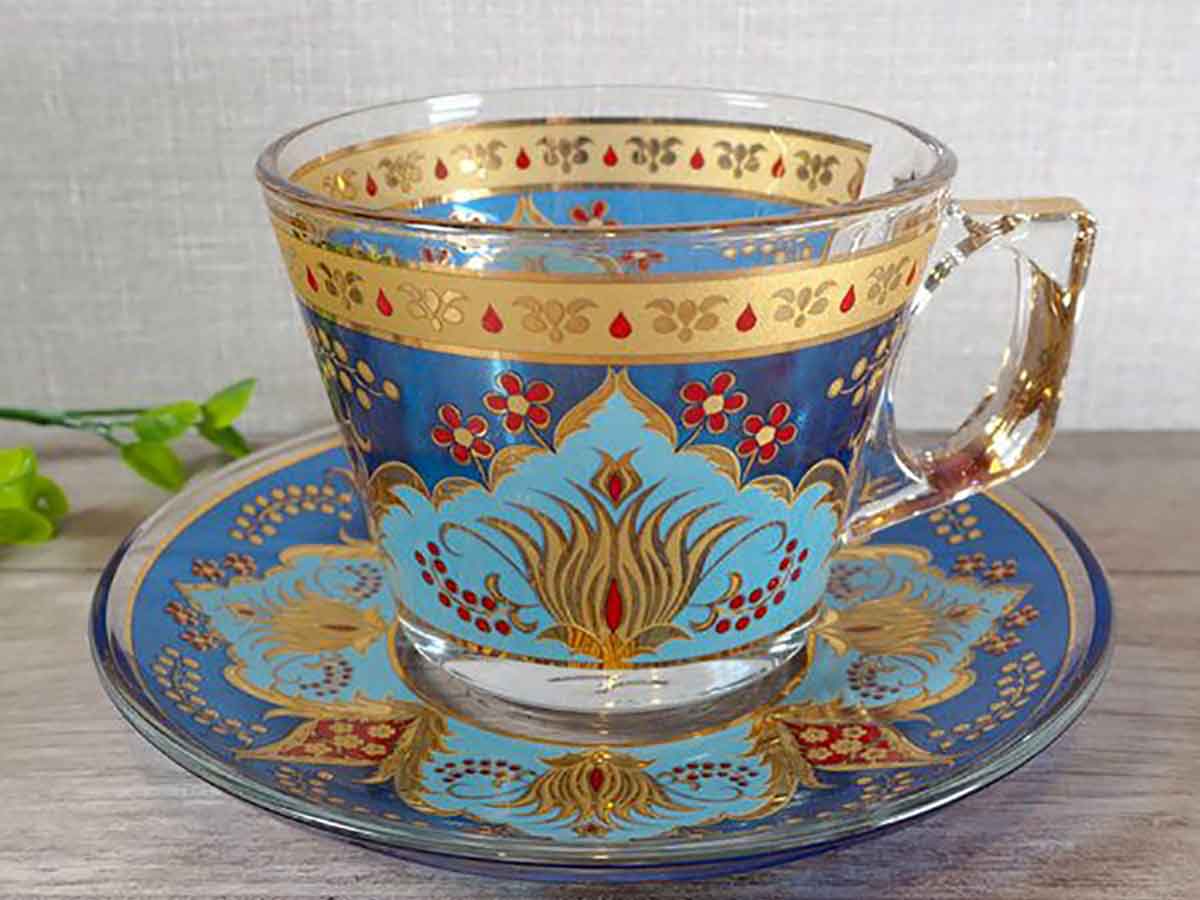 そのままでもお茶を注いでも美しい トルコ製カップの愛用者が増加中！ – grape [グレイプ]
