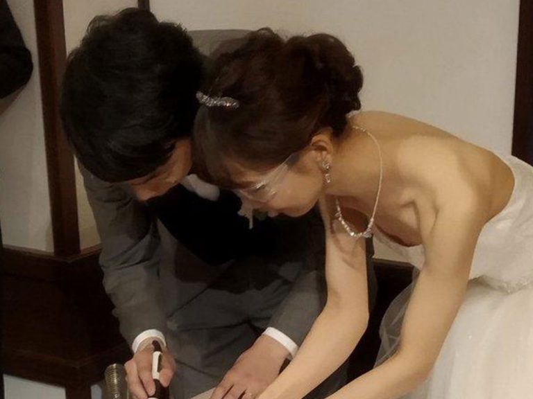 花嫁　盗撮 結婚式を写した１枚が話題 新婦がゴーグルを装着した理由は？ 「笑った」「素敵なアイディア」 – grape [グレイプ]