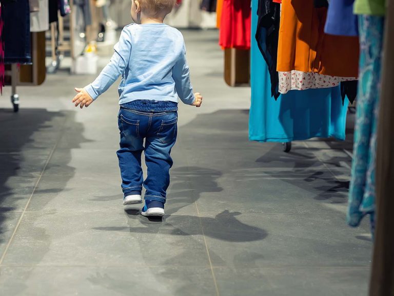 買い物中に子供を見失った母親 迷子の子供を見つける方法 を試したら Grape グレイプ