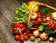 野菜の保存は方法を知ると食費のダウンにも役立つ！ 冷蔵庫の野菜・収納術４選