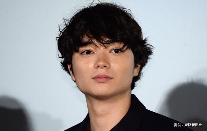 染谷将太と嫁 菊地凛子のなれ初めに驚き 似てる といわれる女優とは本当に似ているの Grape グレイプ