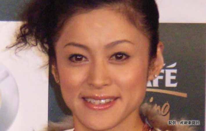 濱田マリはボルダリングが趣味ってほんと？ 若い頃に歌手デビュー！