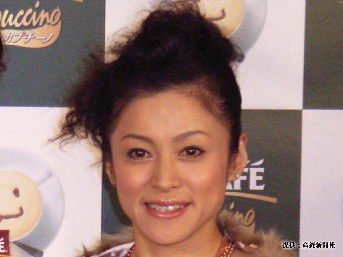 濱田マリはボルダリングが趣味ってほんと？ 若い頃に歌手デビュー！