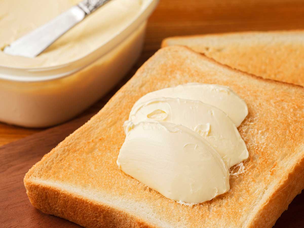 マーガリンとバターの違いは何？　値段や風味で比べると…　カロリーが高いのは意外にも